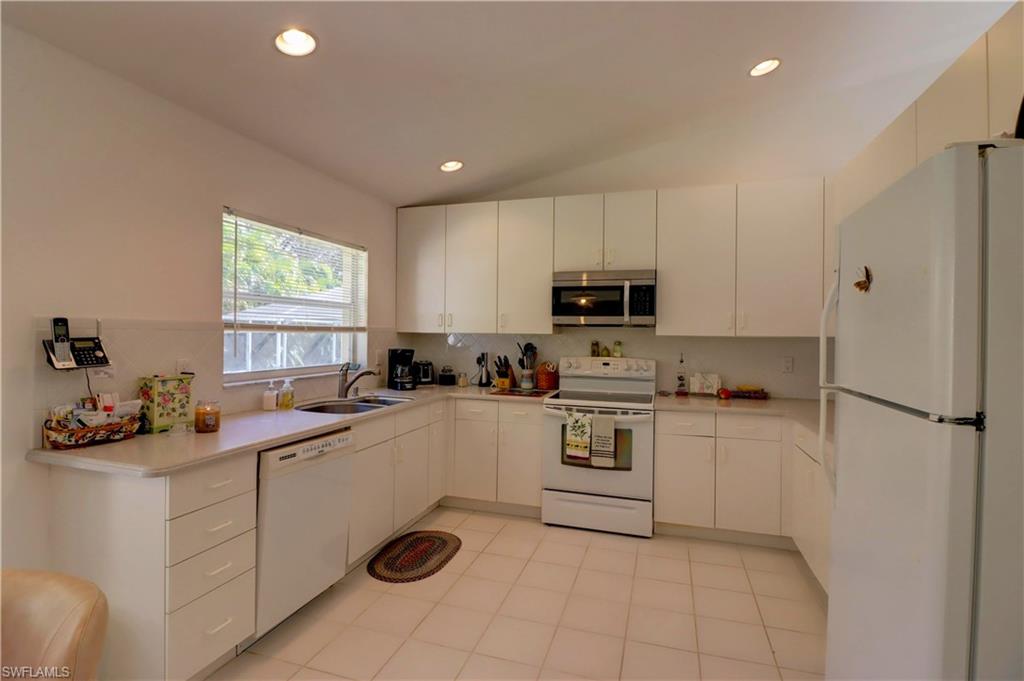 WILLIAMSBURG - Residential