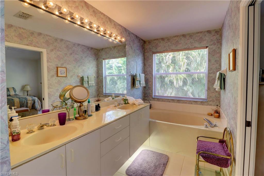 WILLIAMSBURG - Residential