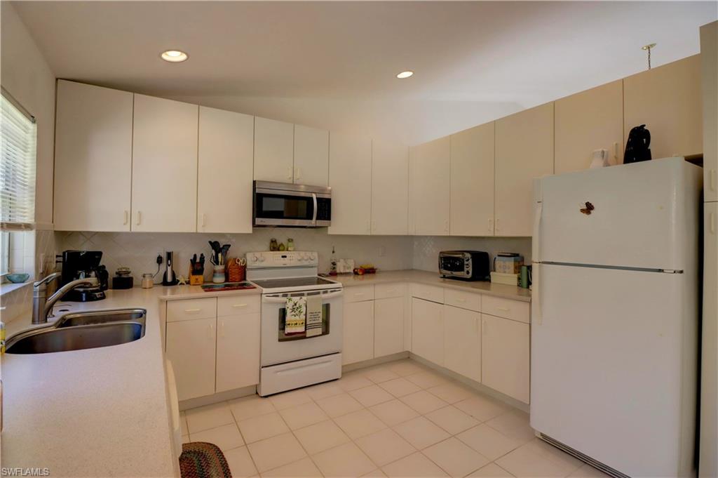 WILLIAMSBURG - Residential