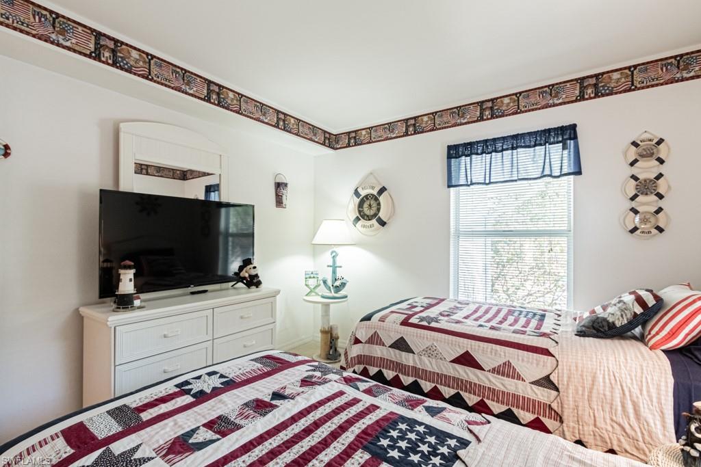 COUNTRY CLUB - Residential