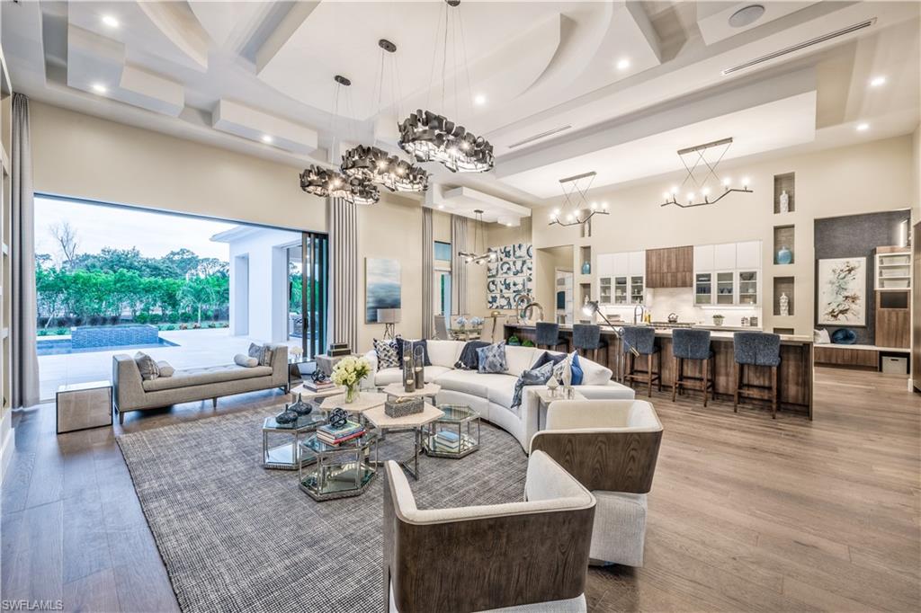 PINE RIDGE - Residential