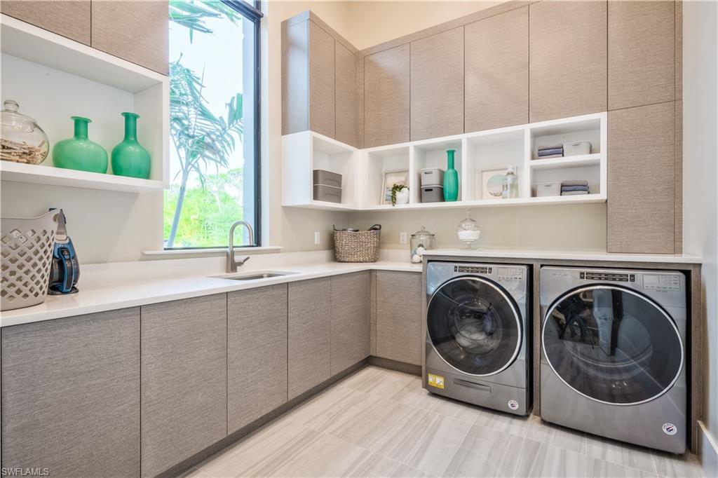 PINE RIDGE - Residential