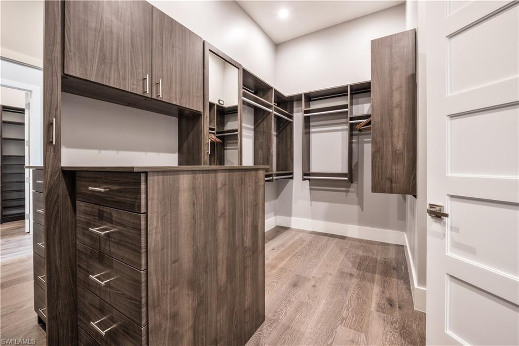 PINE RIDGE - Residential