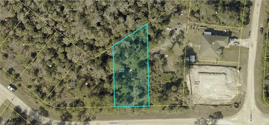 Oversized 0.31 acres cul-de-sac Lot in Florida's fastest-growing city! Don't miss this opportunity to own in a developing neighborhood; perfect blend of privacy, space, and long-term value.
