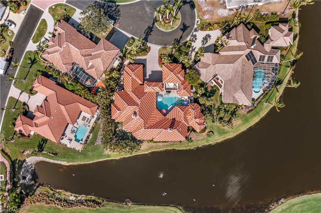 EDGEWATER - Residential