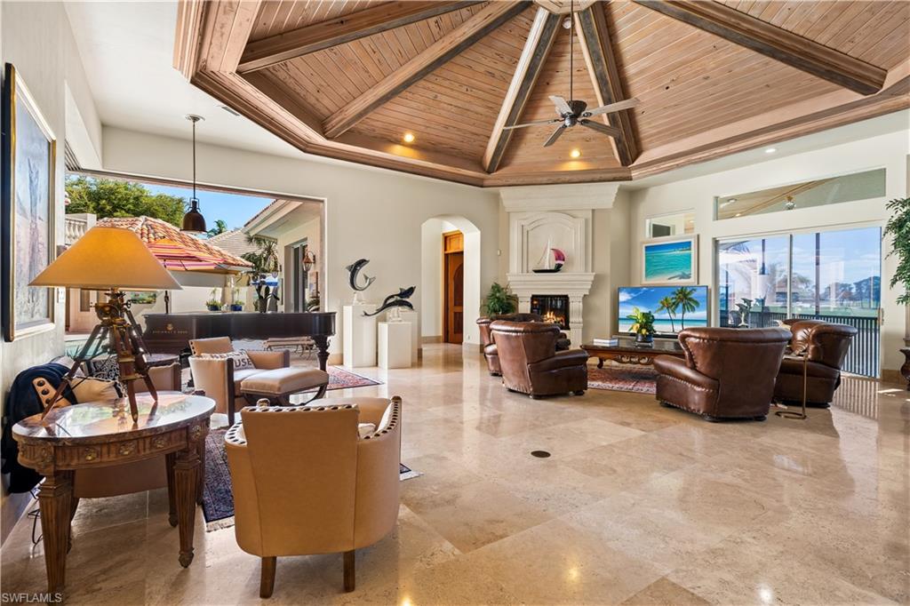 EDGEWATER - Residential