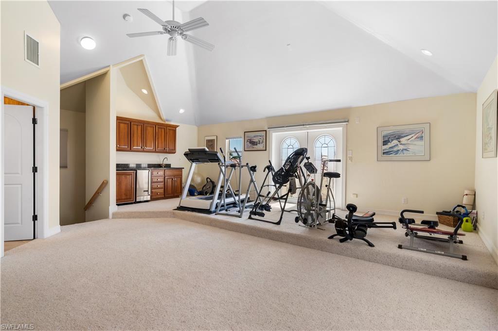 EDGEWATER - Residential