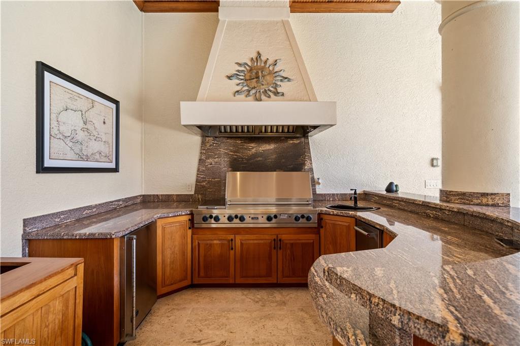 EDGEWATER - Residential