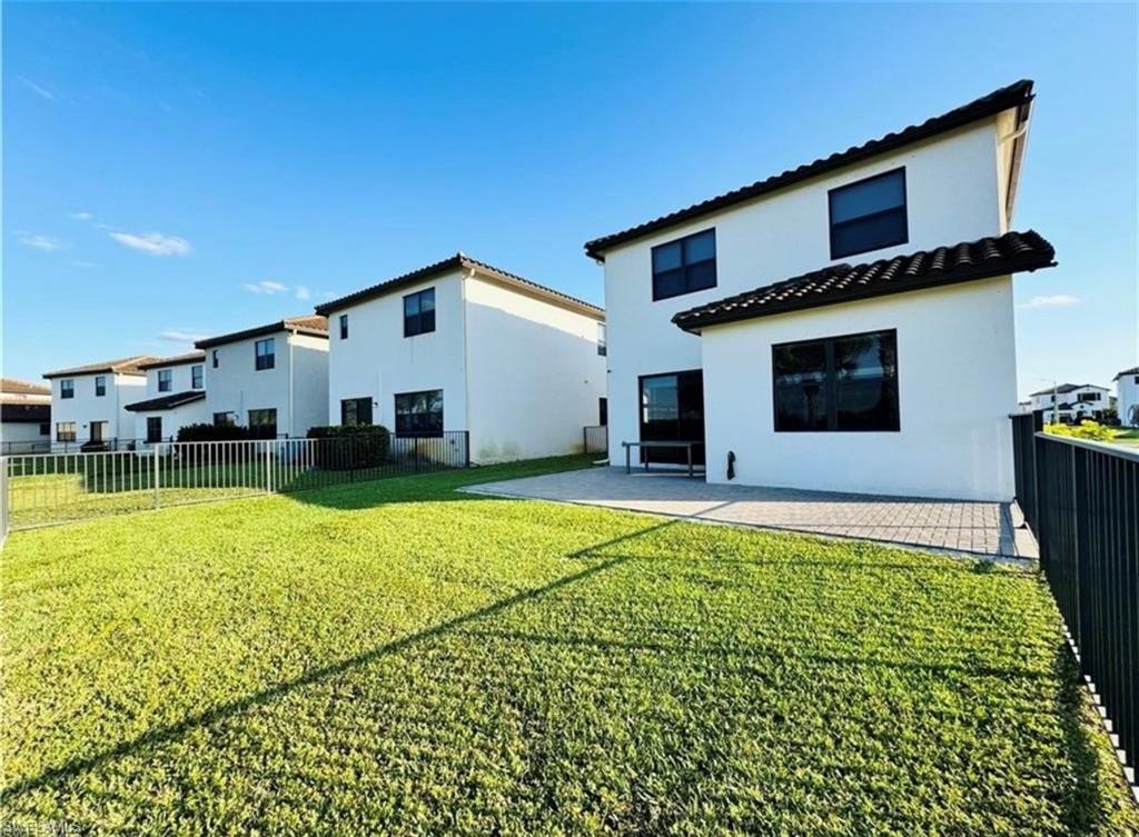 MAPLE RIDGE RESERVE - Residential