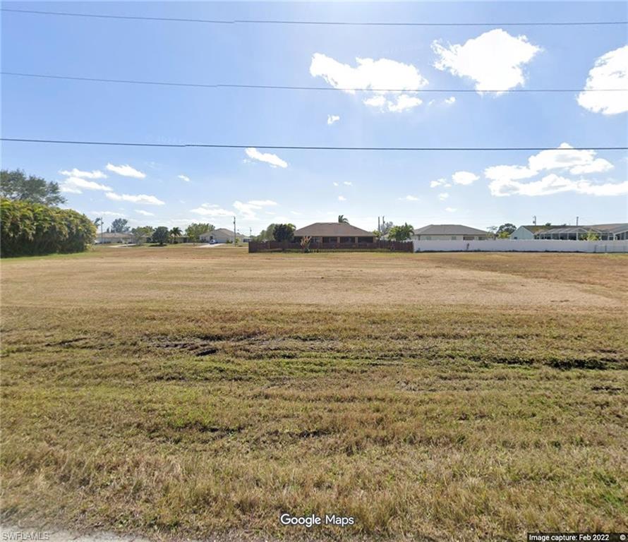 CAPE CORAL - Land