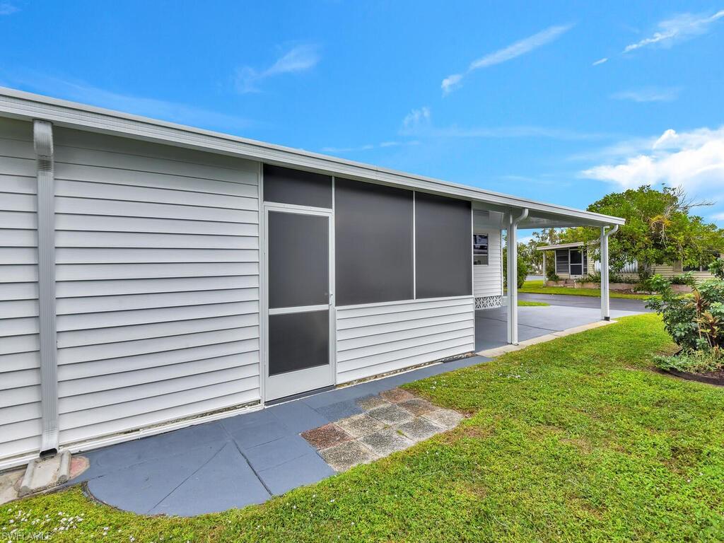 LAZY DAYS MOBILE VILLAGE - Residential