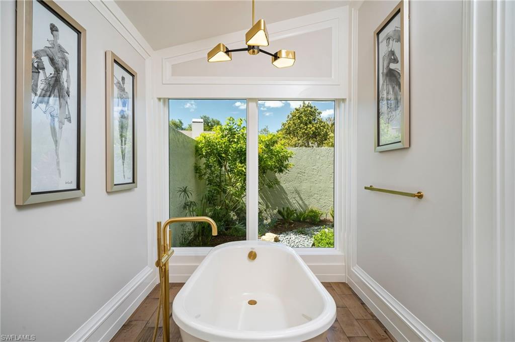 PINECREST AT PELICAN BAY - Residential