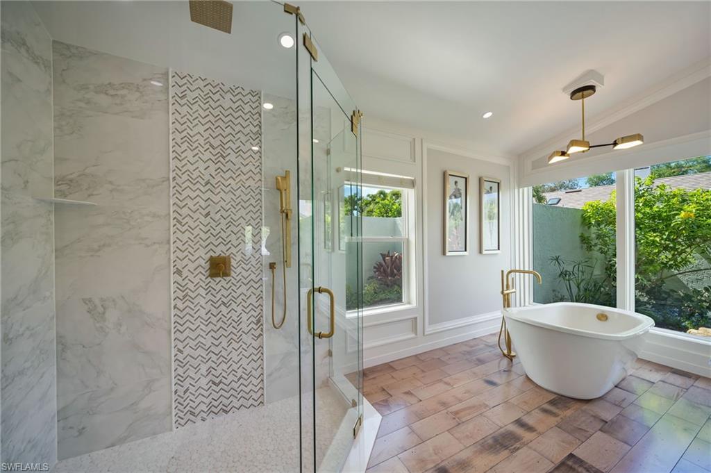 PINECREST AT PELICAN BAY - Residential