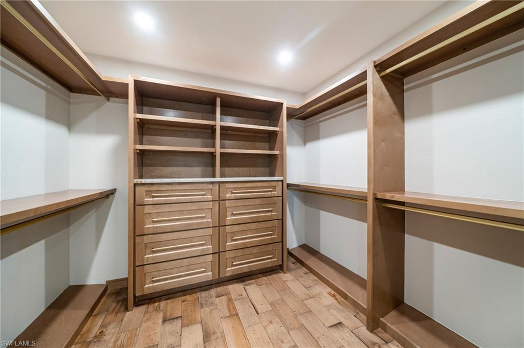 PINECREST AT PELICAN BAY - Residential