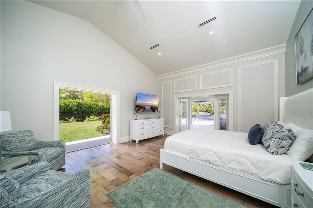 PINECREST AT PELICAN BAY - Residential