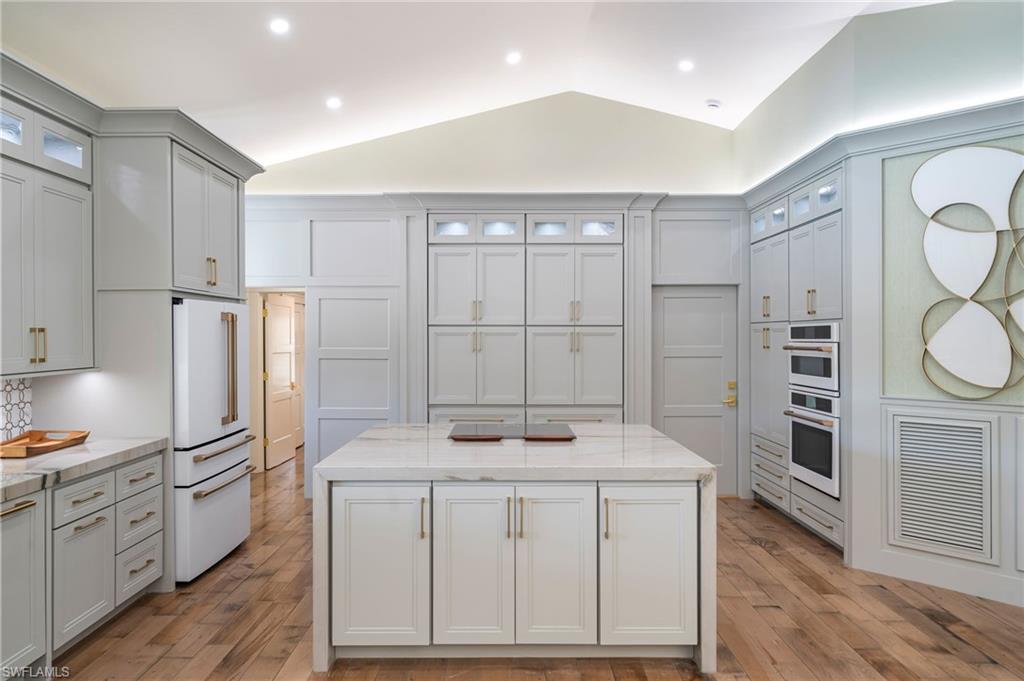 PINECREST AT PELICAN BAY - Residential