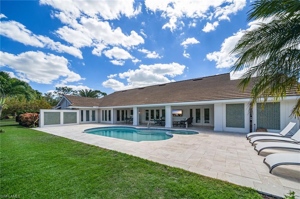 PINECREST AT PELICAN BAY - Residential