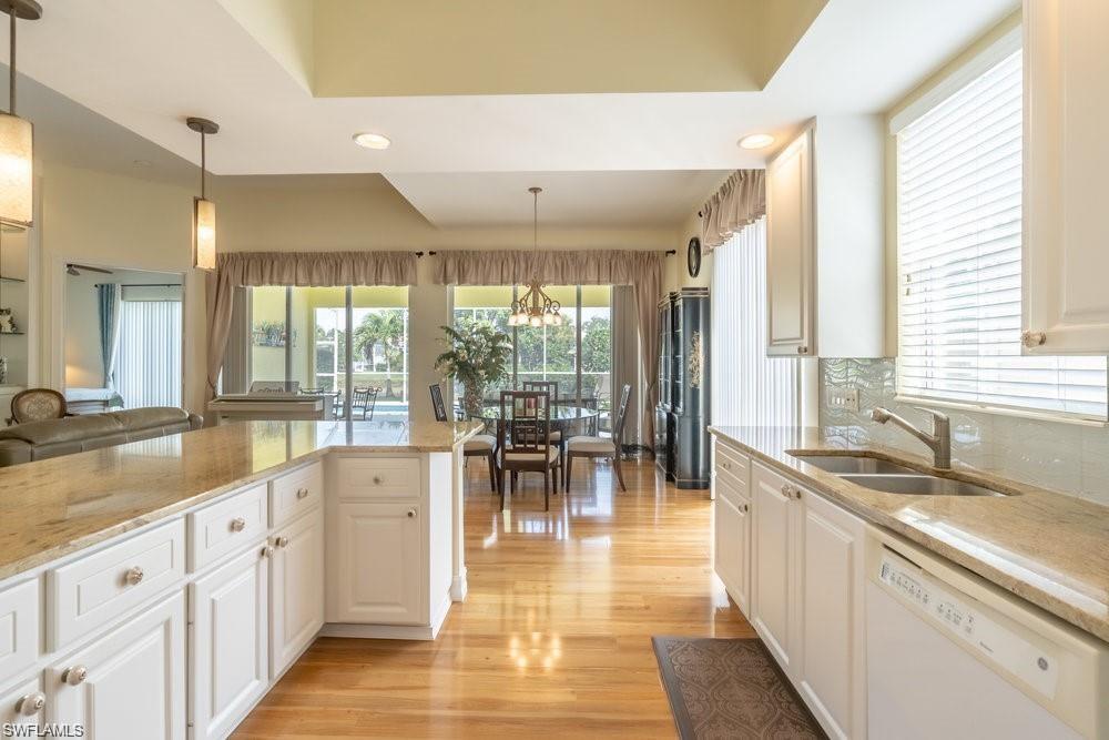 VERONA WALK - Residential