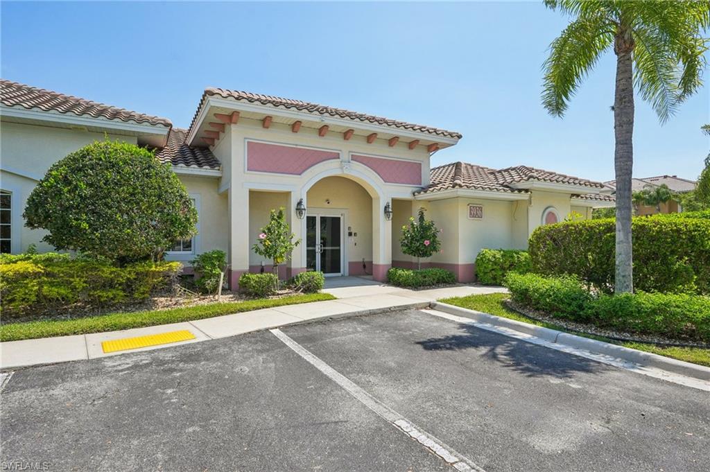 ISLES OF PORTO VISTA - Residential