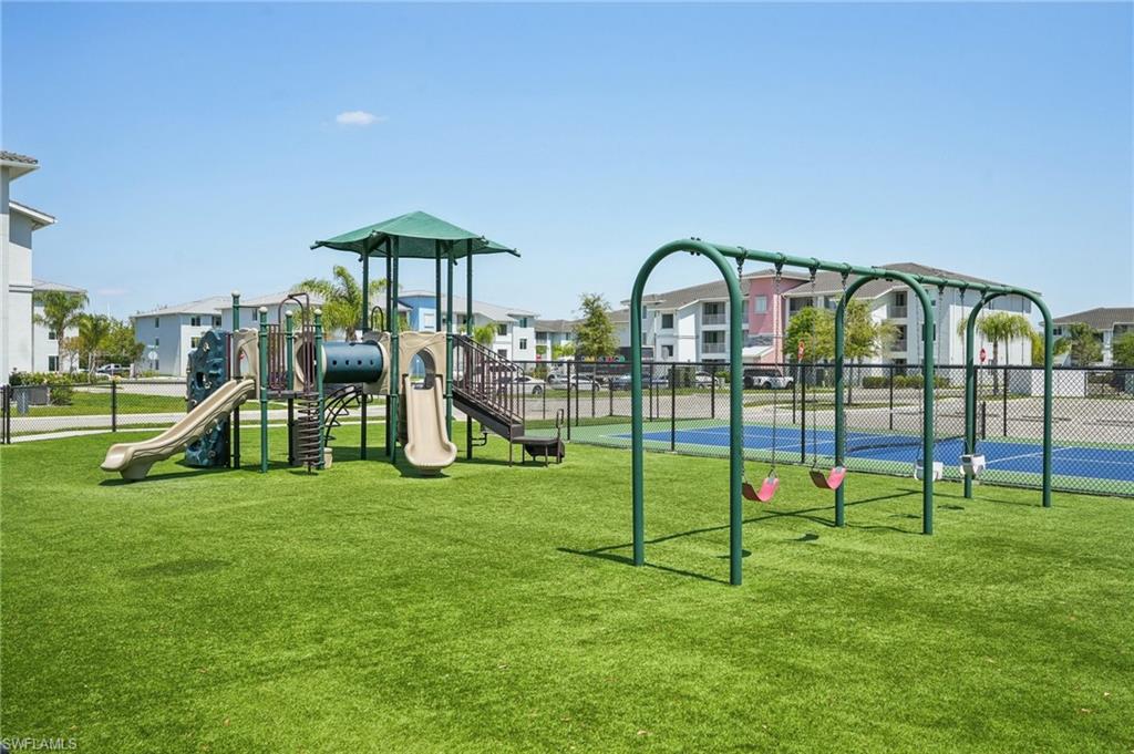 ISLES OF PORTO VISTA - Residential