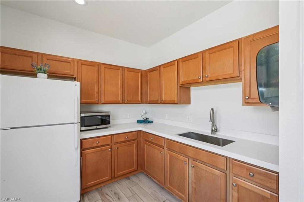 ISLES OF PORTO VISTA - Residential