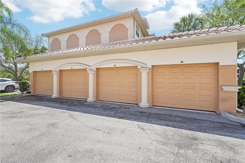 ISLES OF PORTO VISTA - Residential