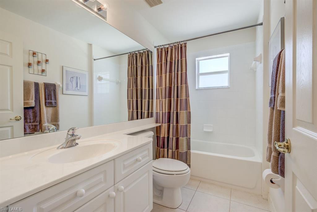 LAUREL LAKES - Residential