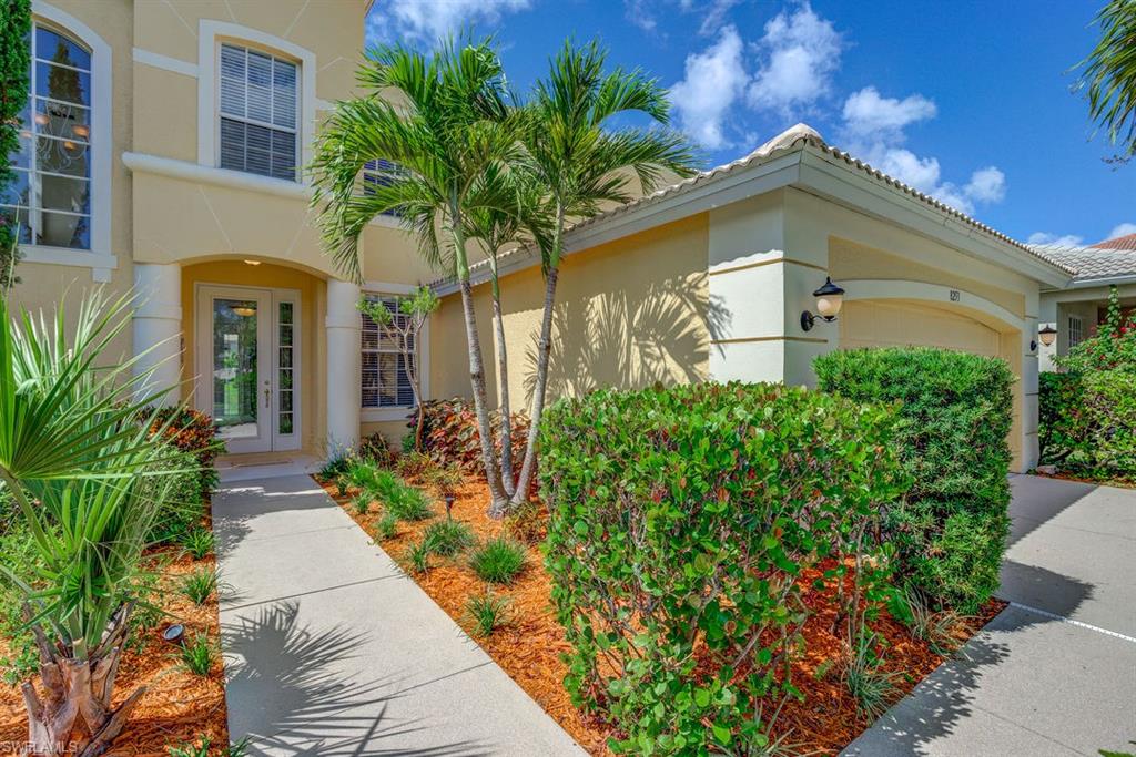 LAUREL LAKES - Residential