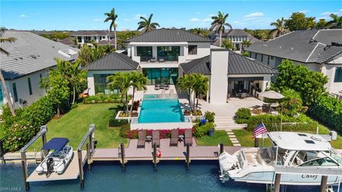 2500 TARPON RD NAPLES FL 34102