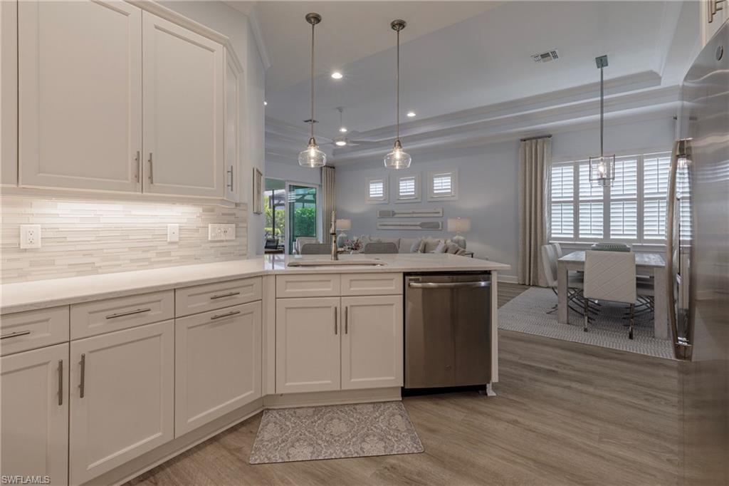 ISLES OF COLLIER PRESERVE - Residential