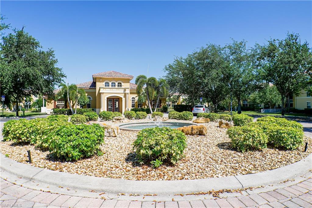 THE RESIDENCE - Residential Lease