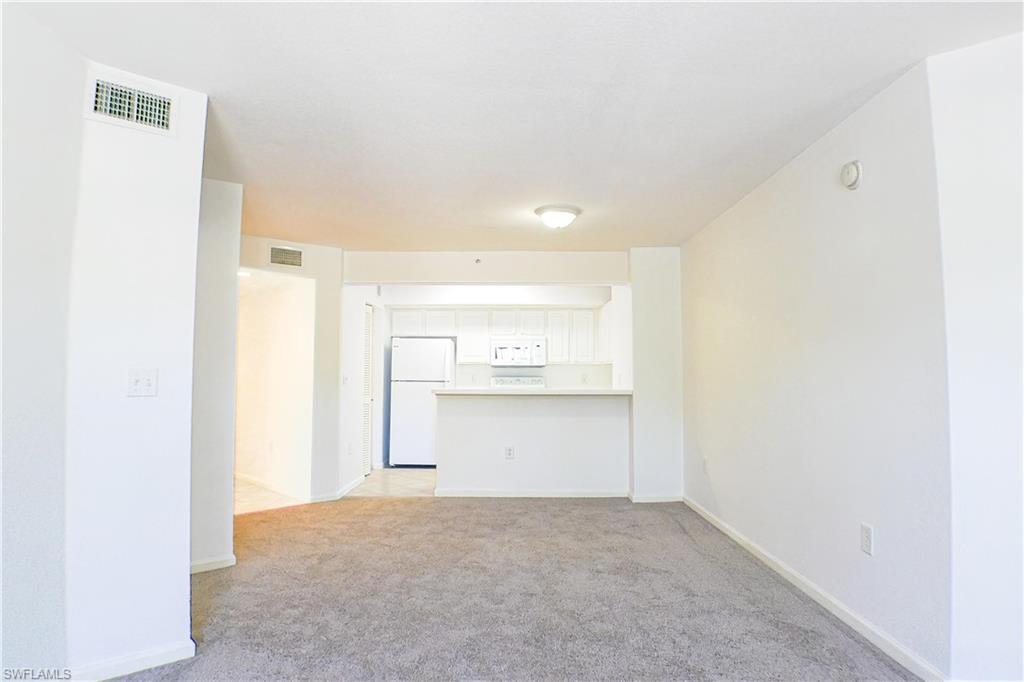 THE RESIDENCE - Residential Lease