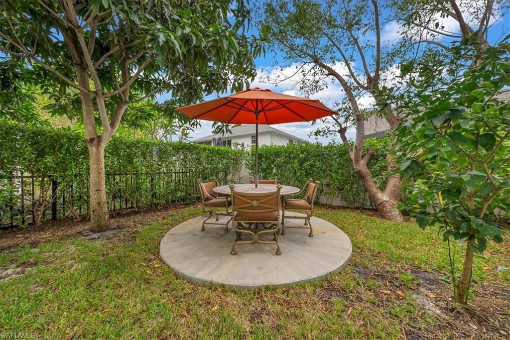 MARCO BEACH - Residential