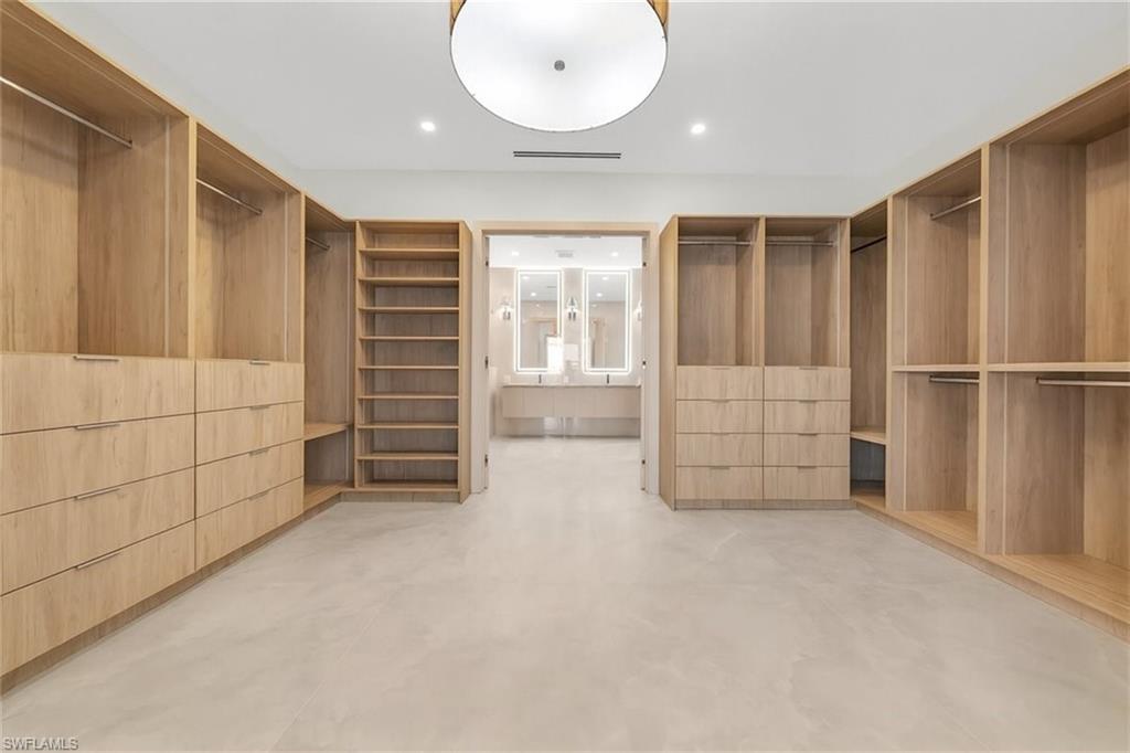 MARCO BEACH - Residential