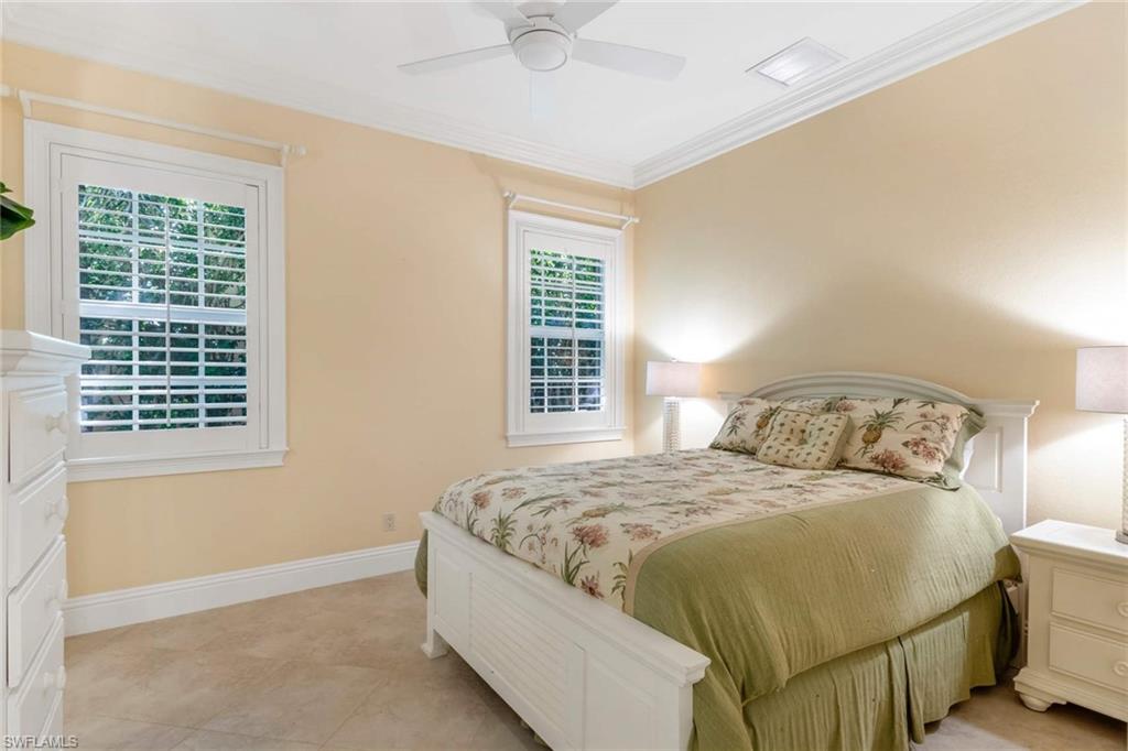 AQUALANE SHORES - Residential