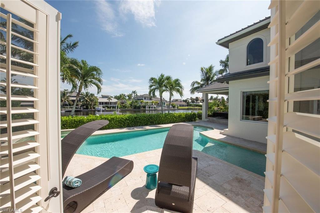 AQUALANE SHORES - Residential