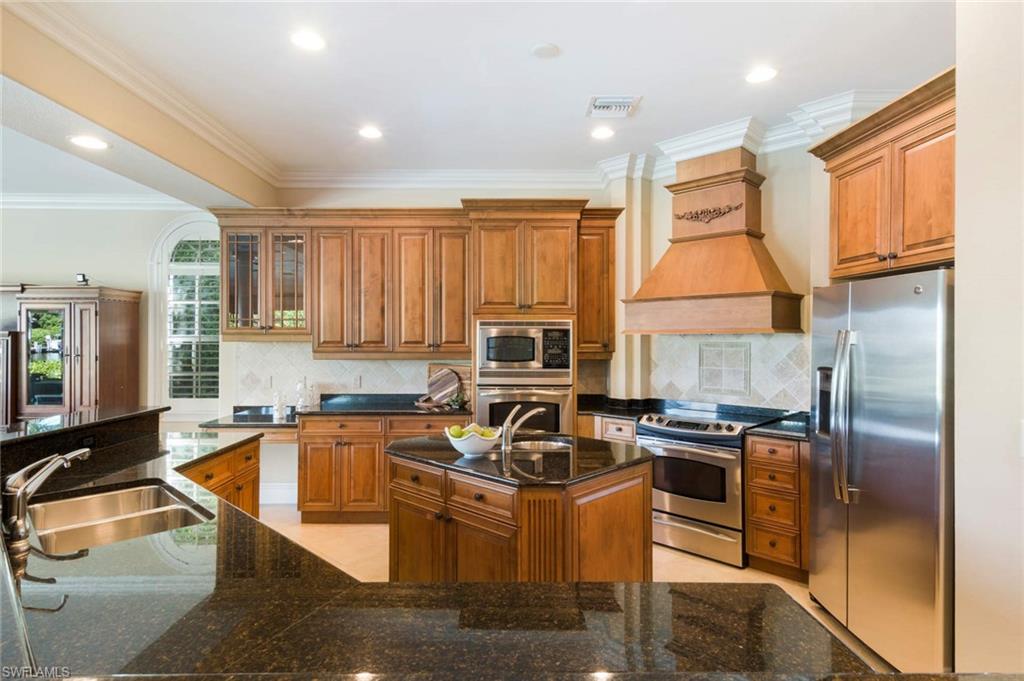 AQUALANE SHORES - Residential