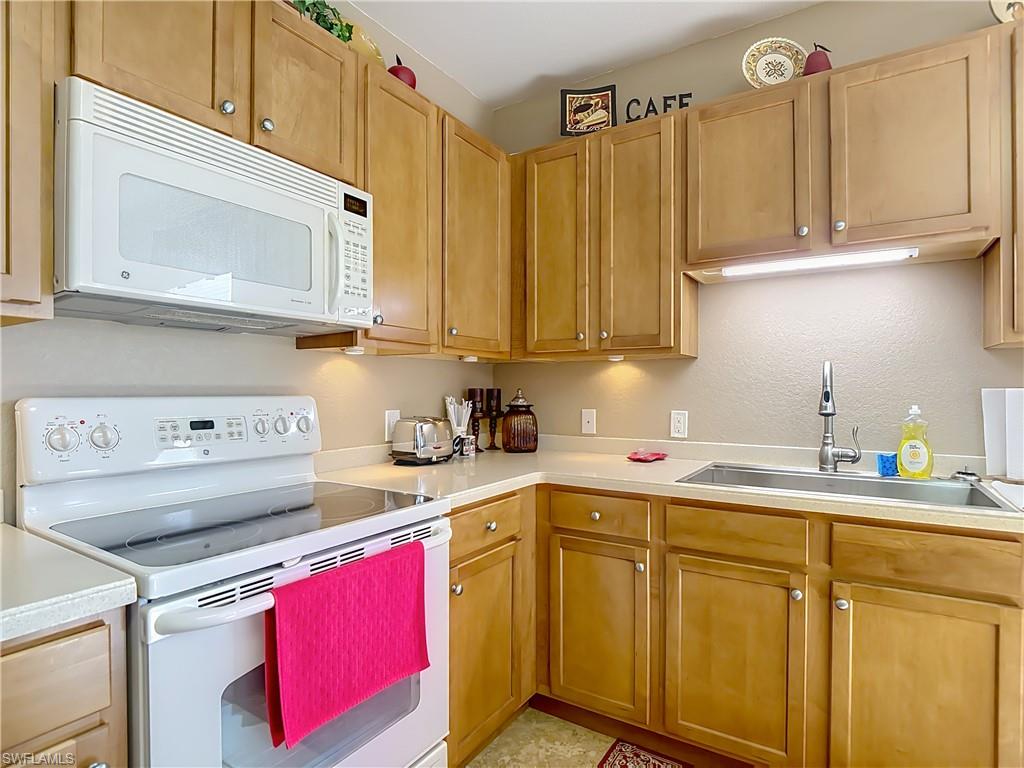 MARBELLA AT SPANISH WELLS - Residential Lease