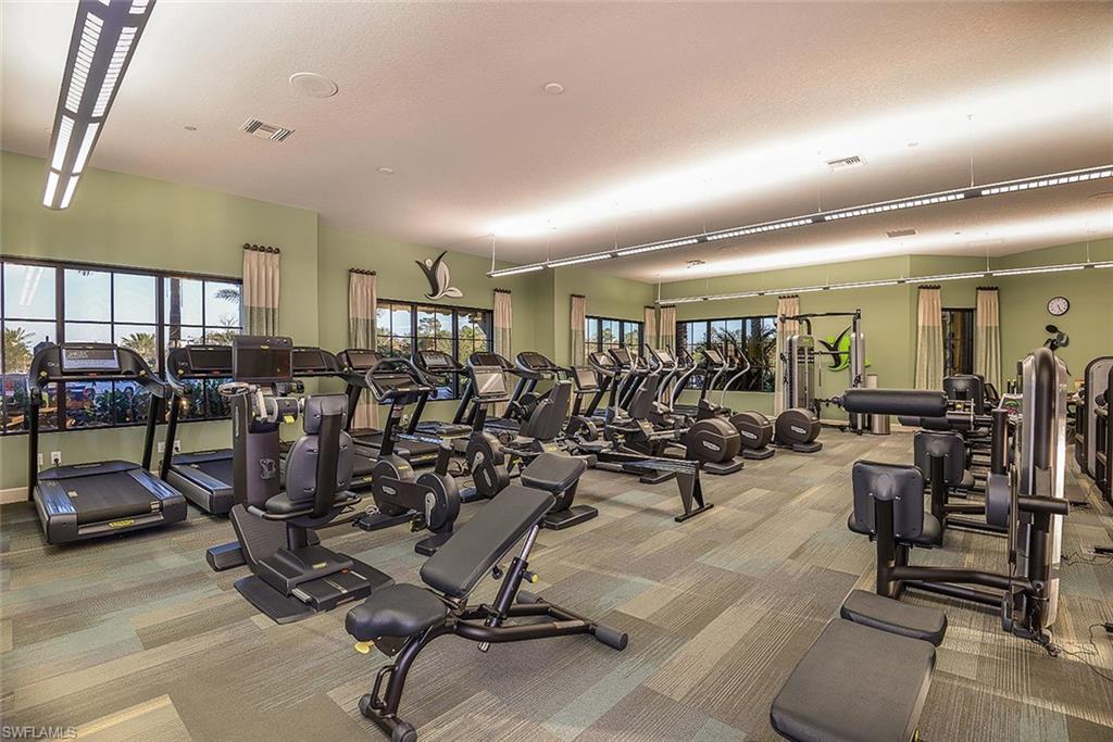 ESPLANADE - Residential