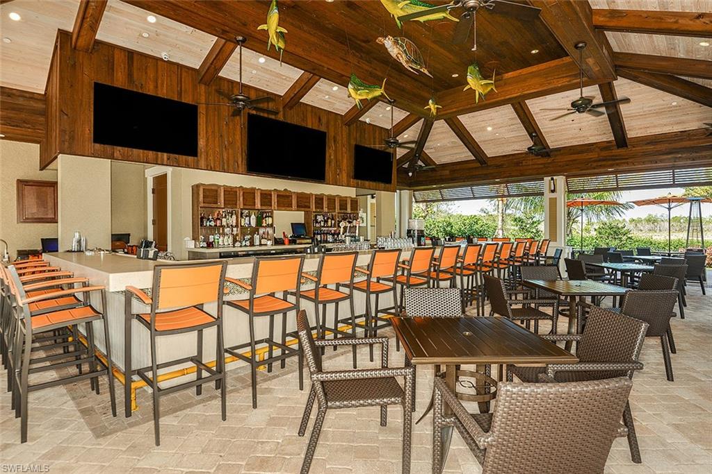 ESPLANADE - Residential