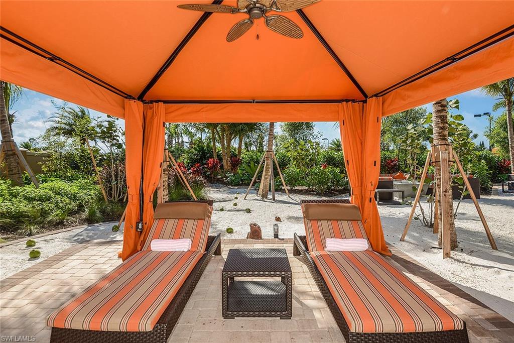 ESPLANADE - Residential