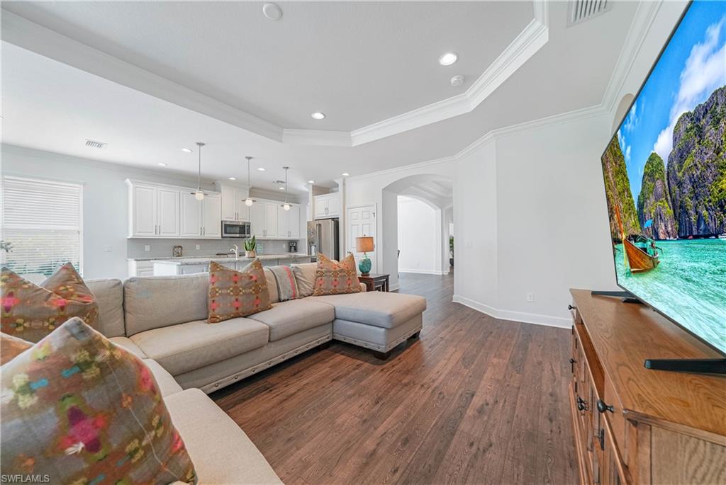 SANDOVAL - Residential