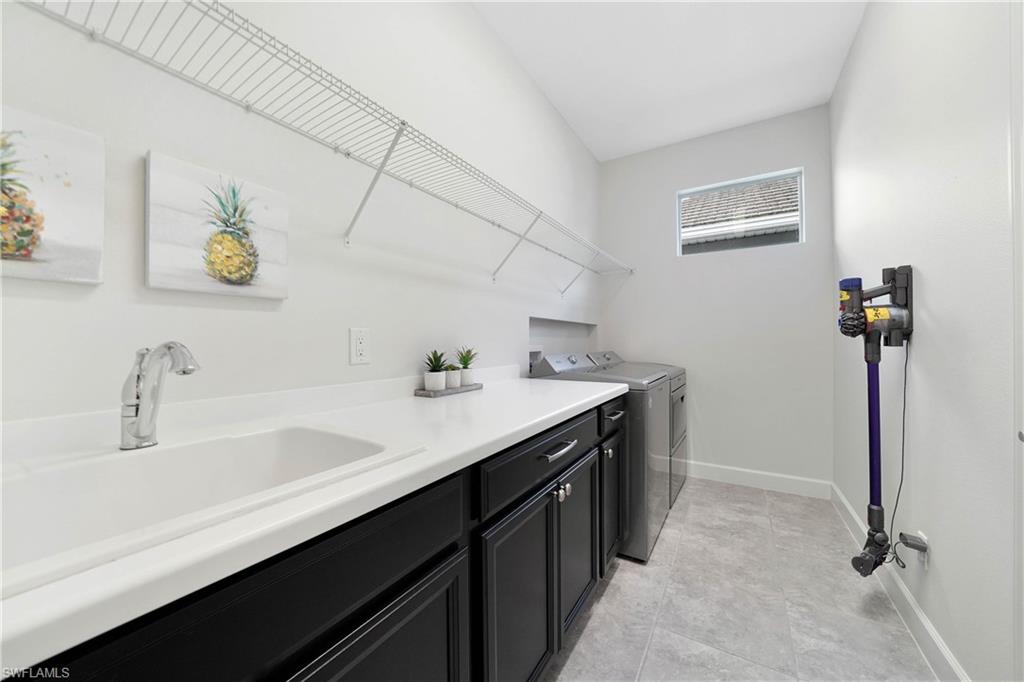 SANDOVAL - Residential