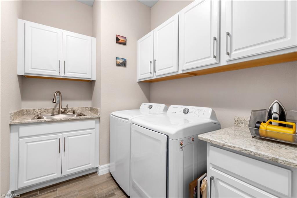 WILLOW RIDGE - Residential