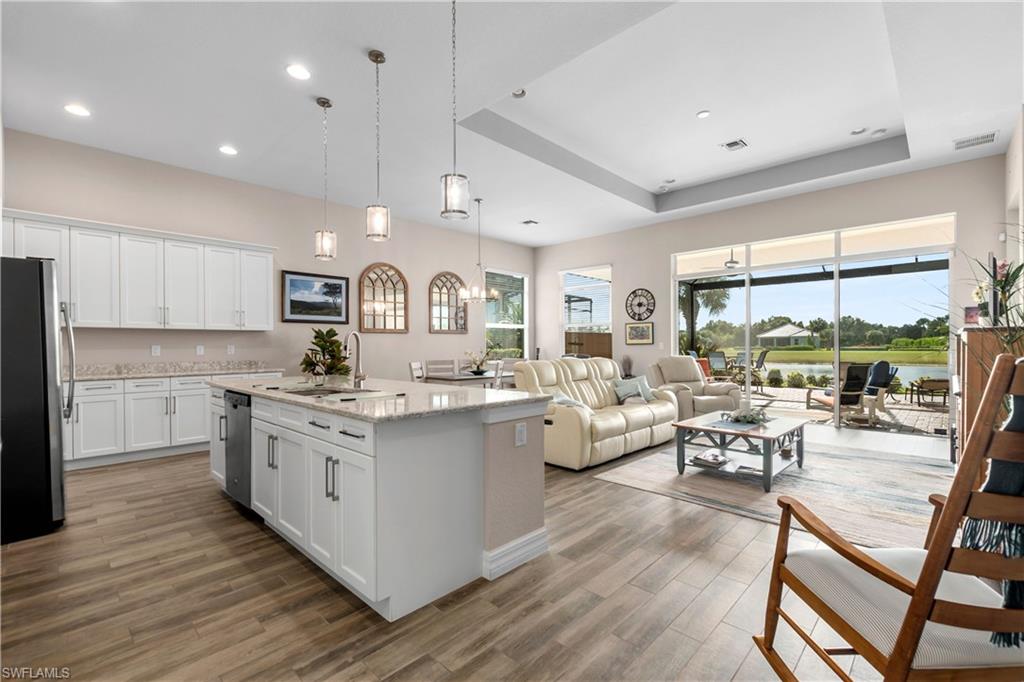 WILLOW RIDGE - Residential