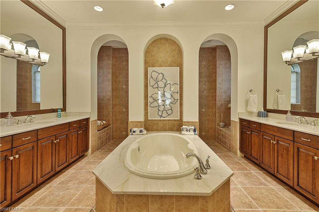 SANCTUARY POINT - Residential