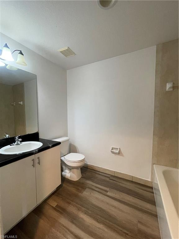 THE COVE AT SIX MILE - Residential Lease