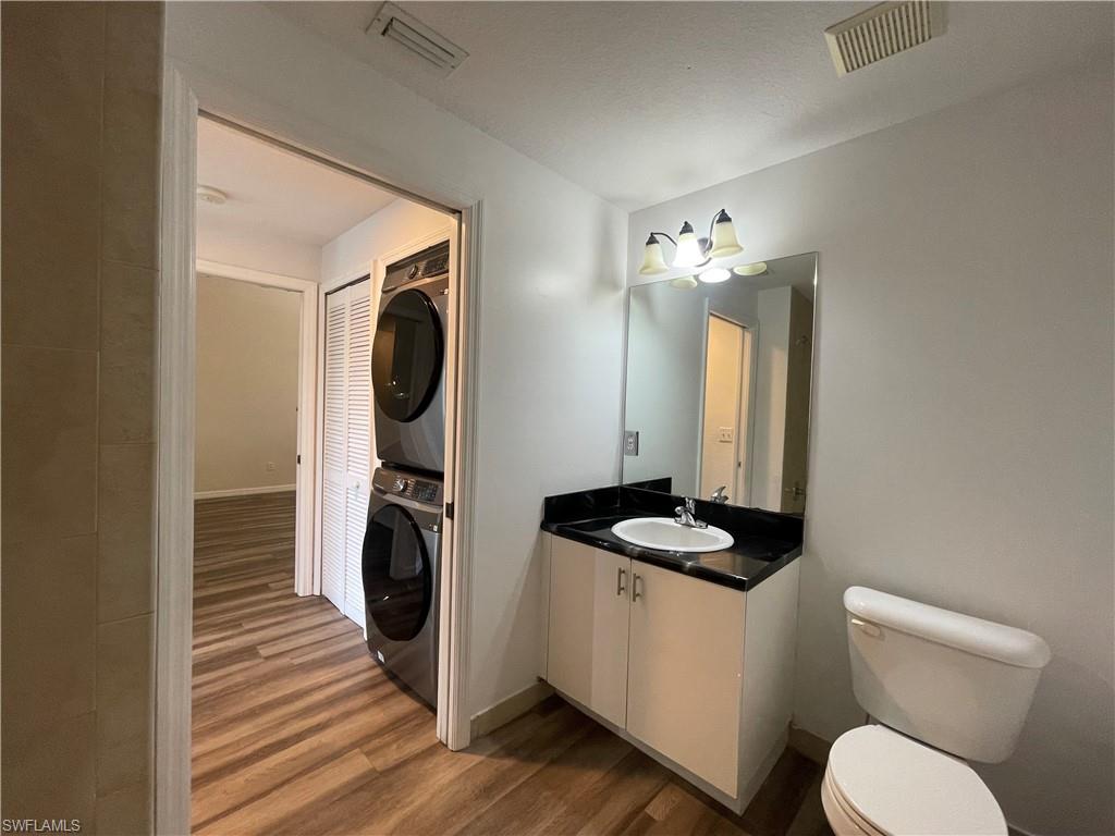 THE COVE AT SIX MILE - Residential Lease