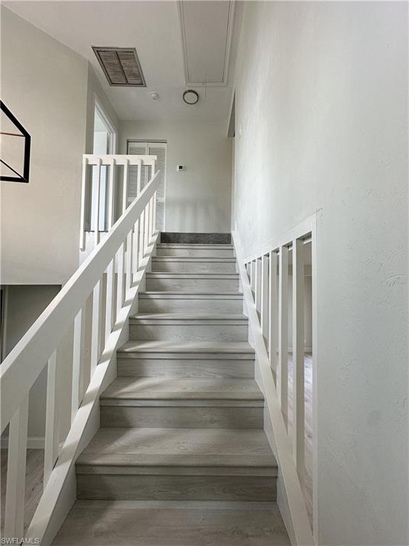 SPANISH GARDENS - Residential