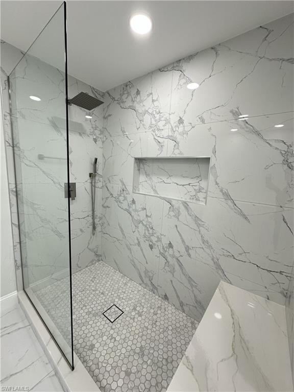 SPANISH GARDENS - Residential